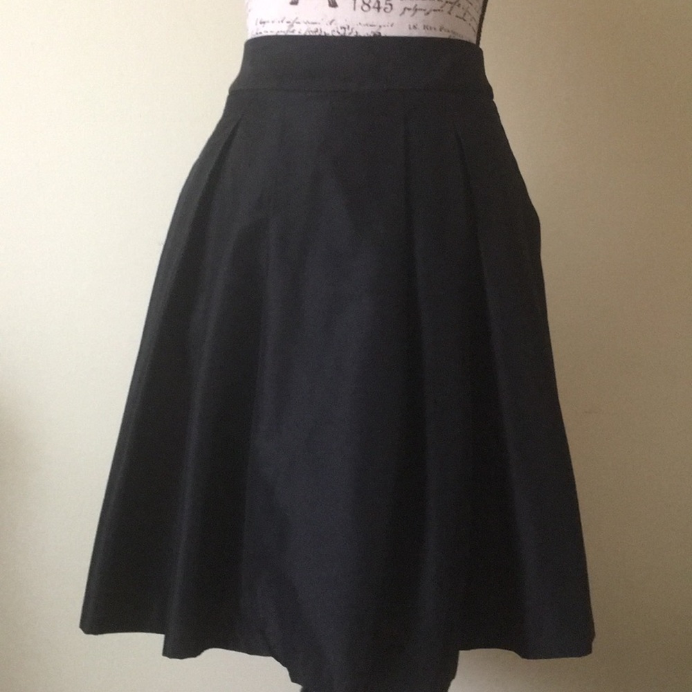 WHBM black skirt